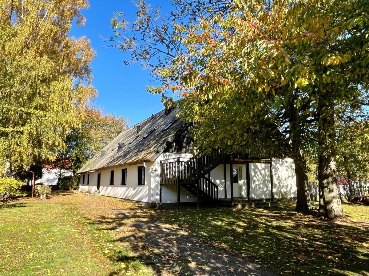 Aespoegarden Bed & Breakfast Klagstorp エクステリア 写真