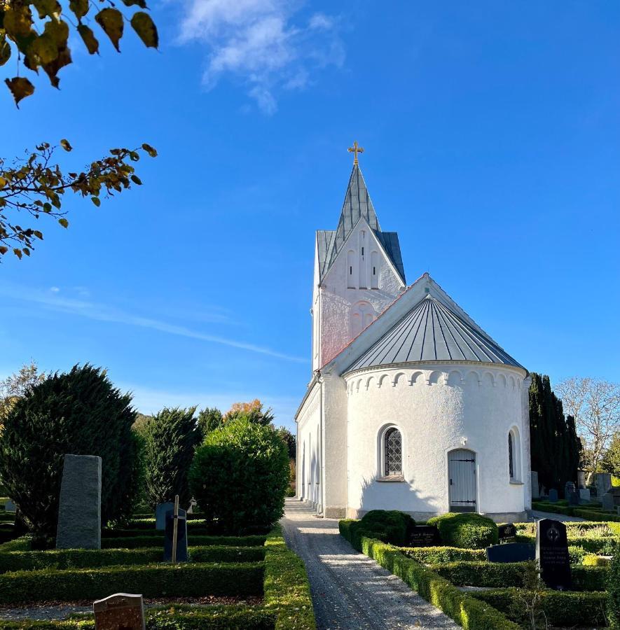 Aespoegarden Bed & Breakfast Klagstorp エクステリア 写真