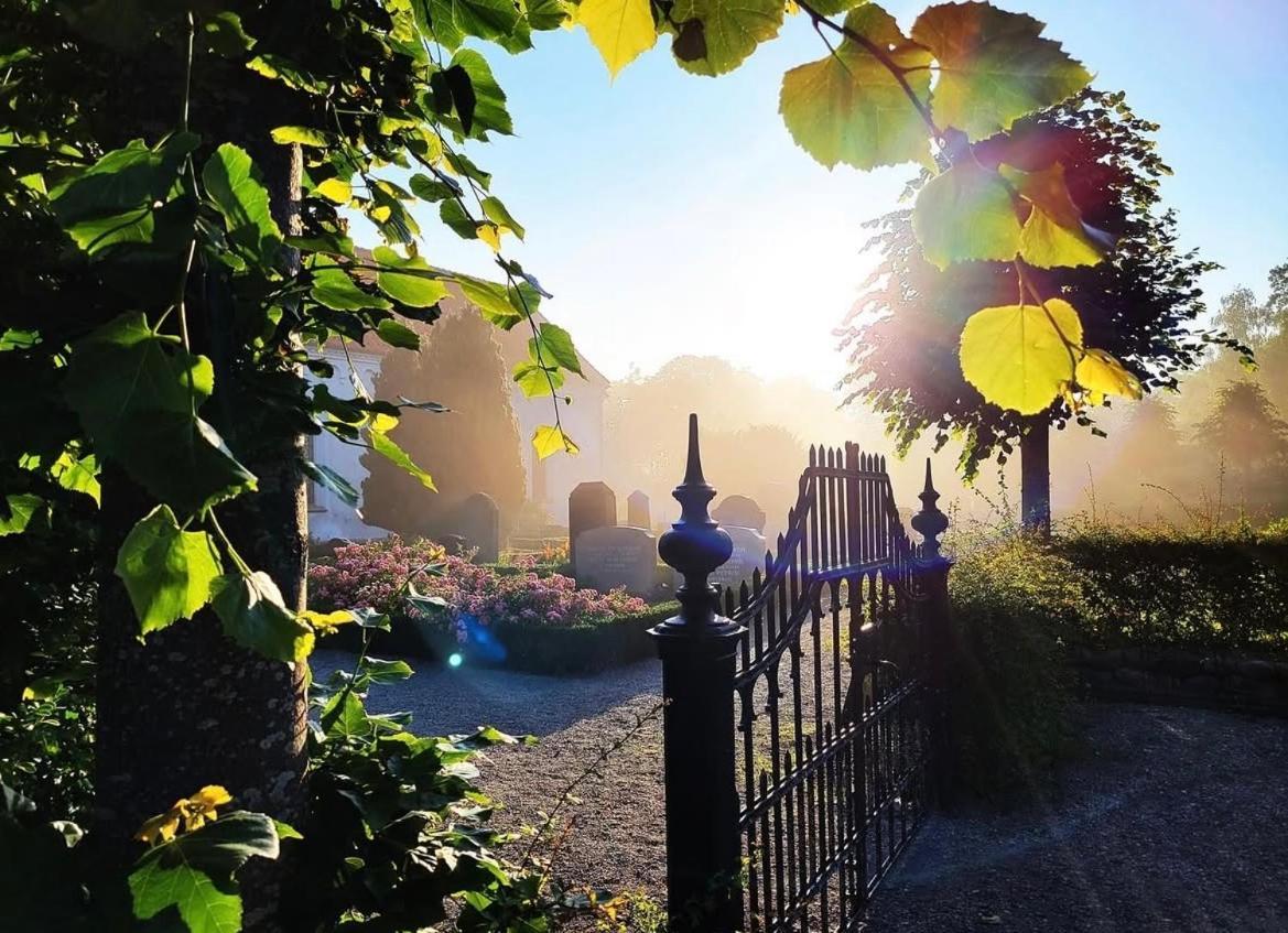 Aespoegarden Bed & Breakfast Klagstorp エクステリア 写真